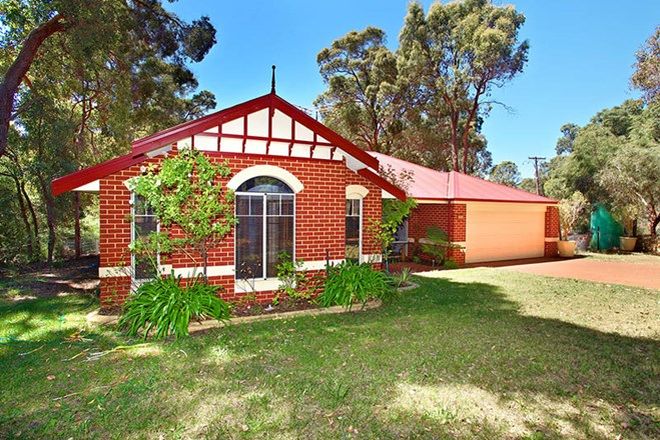 Picture of 255 Pearce Street, SAWYERS VALLEY WA 6074