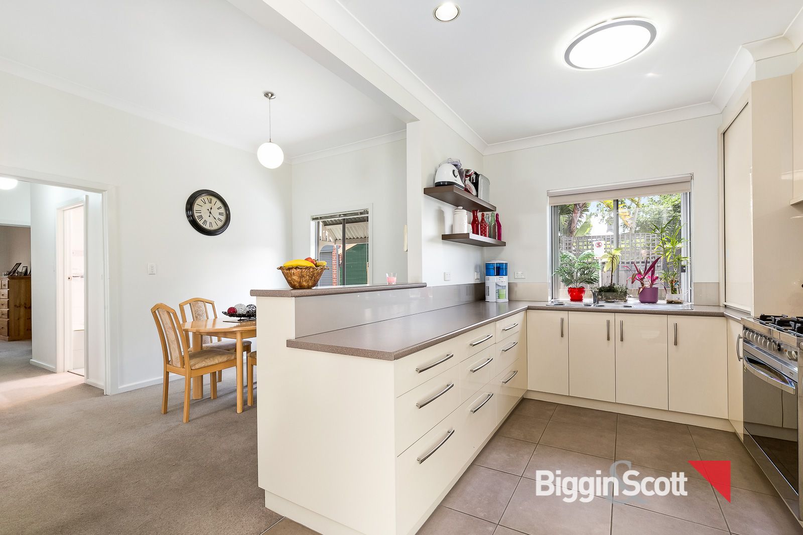 2 Rich Street, Abbotsford VIC 3067, Image 2