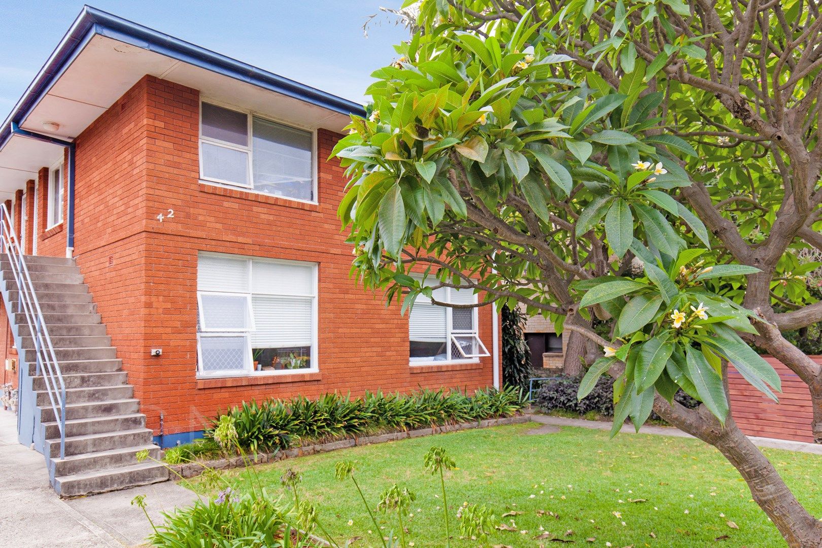 Studio in 3/42 Howard Avenue, DEE WHY NSW, 2099