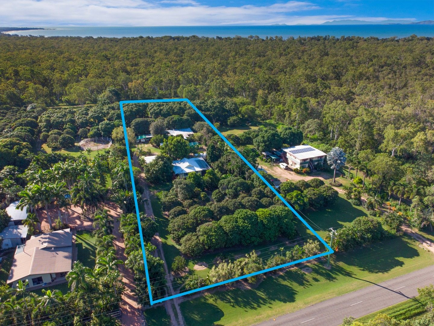 107 Toolakea Beach Road, Bluewater QLD 4818, Image 0