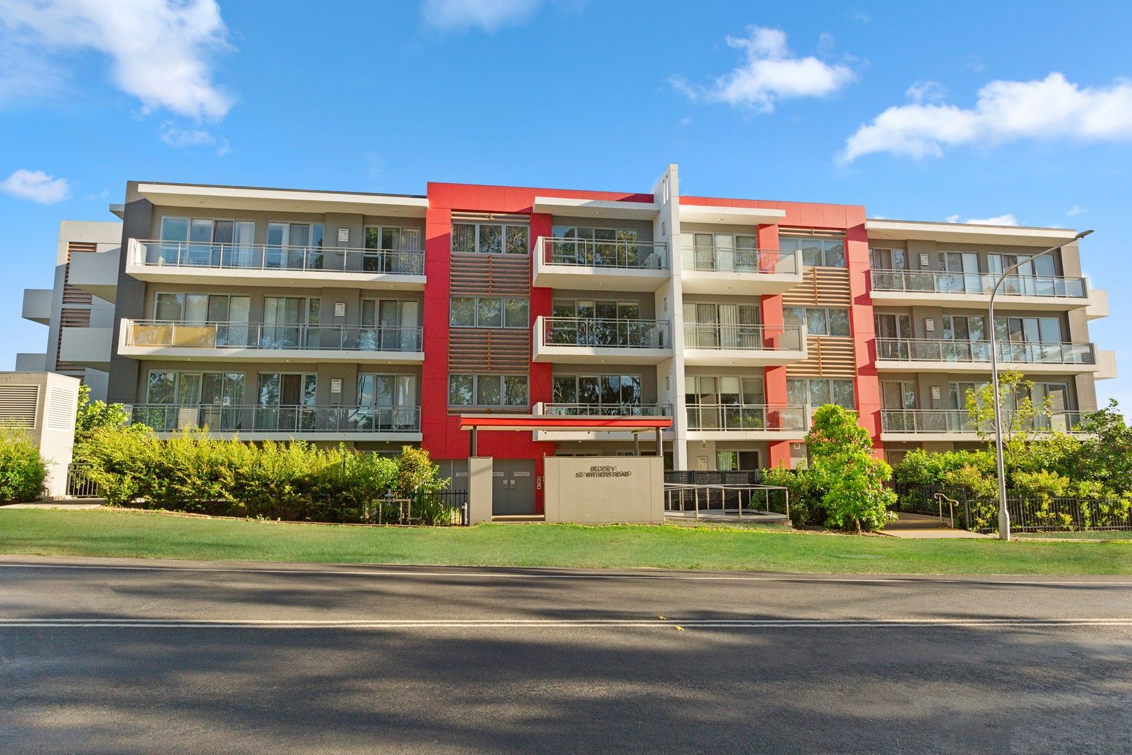 2 bedrooms House in 301/48-52 Withers Road NORTH KELLYVILLE NSW, 2155