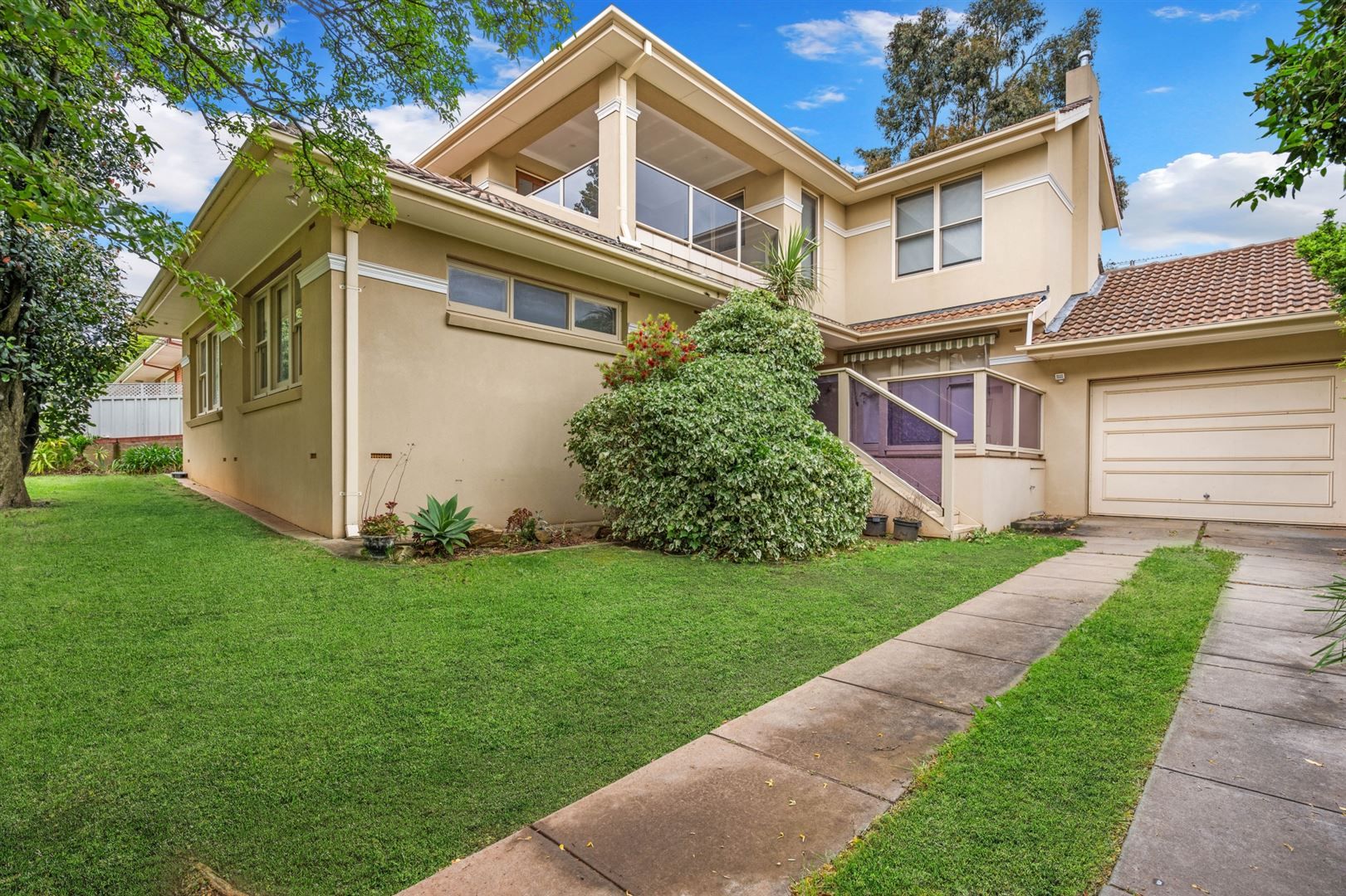 5 bedrooms House in 6 Grenache Avenue WATTLE PARK SA, 5066