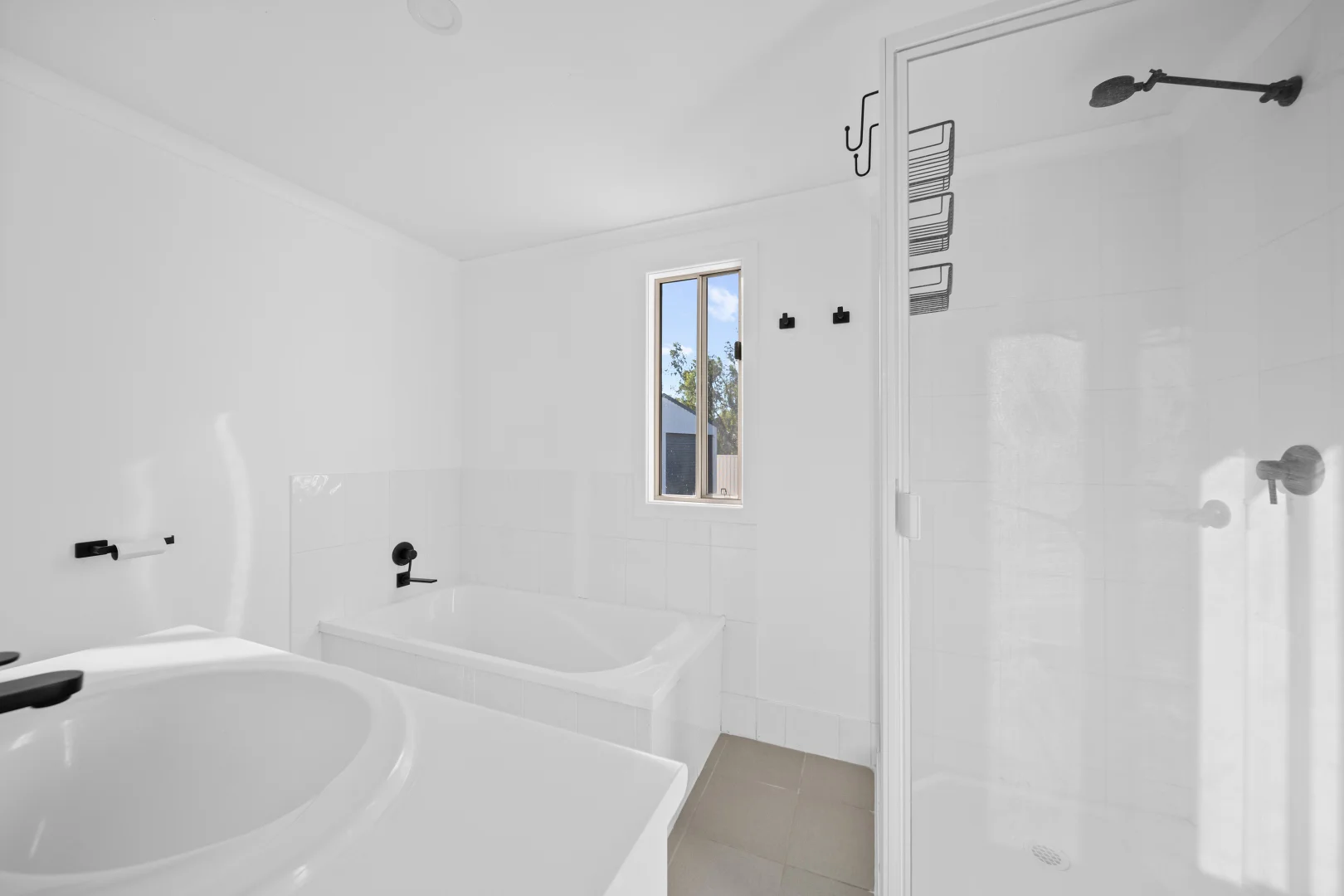 Additional image 9 of 5 Round Tree Drive, Emerald QLD 4720