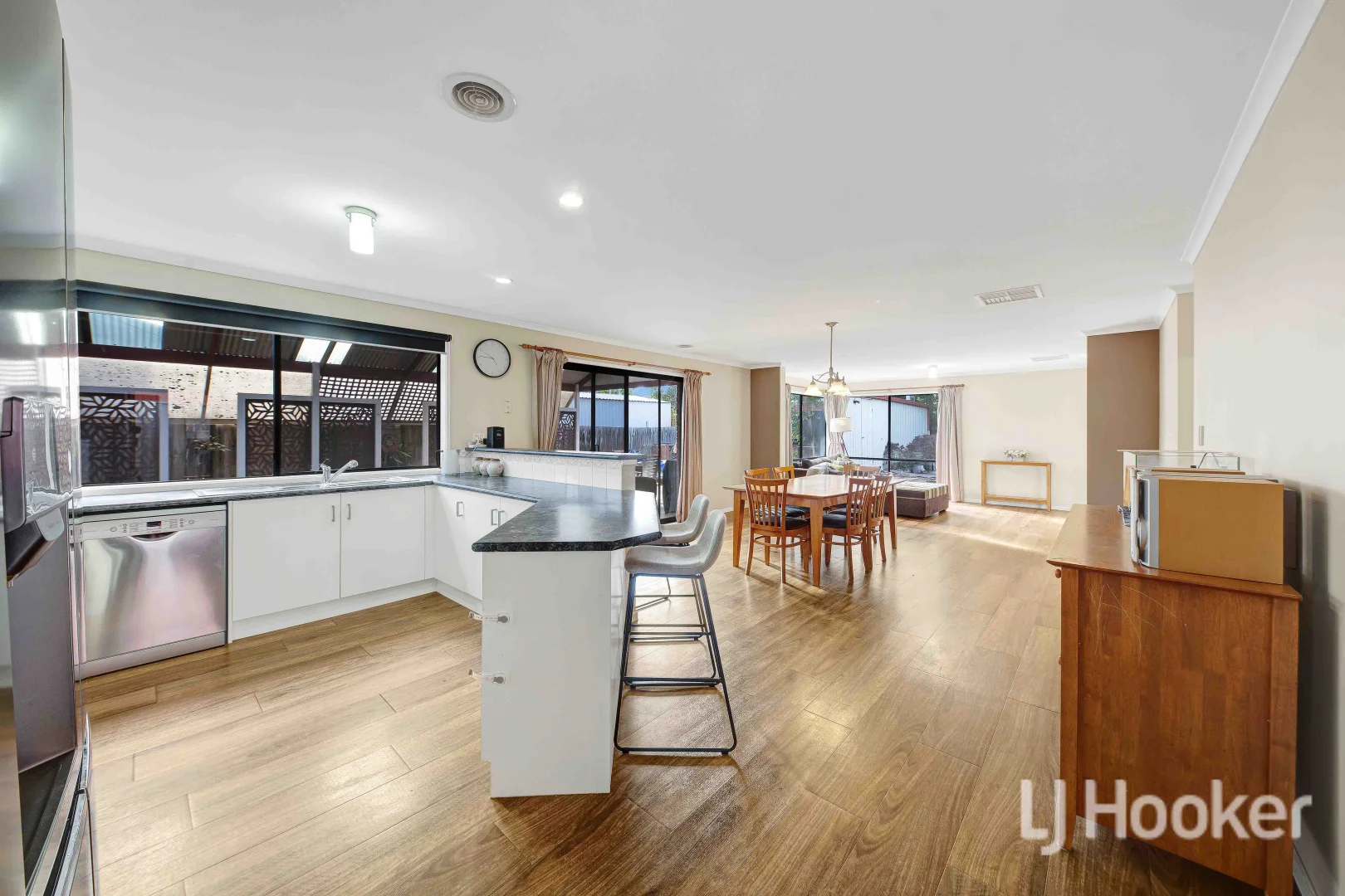 Additional image 9 of 2 Endeavour Place, Melton West VIC 3337