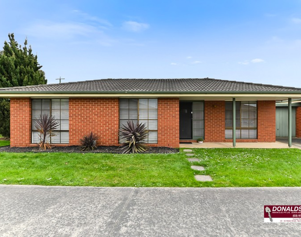 1/60-64 Woods Street, Beaconsfield VIC 3807