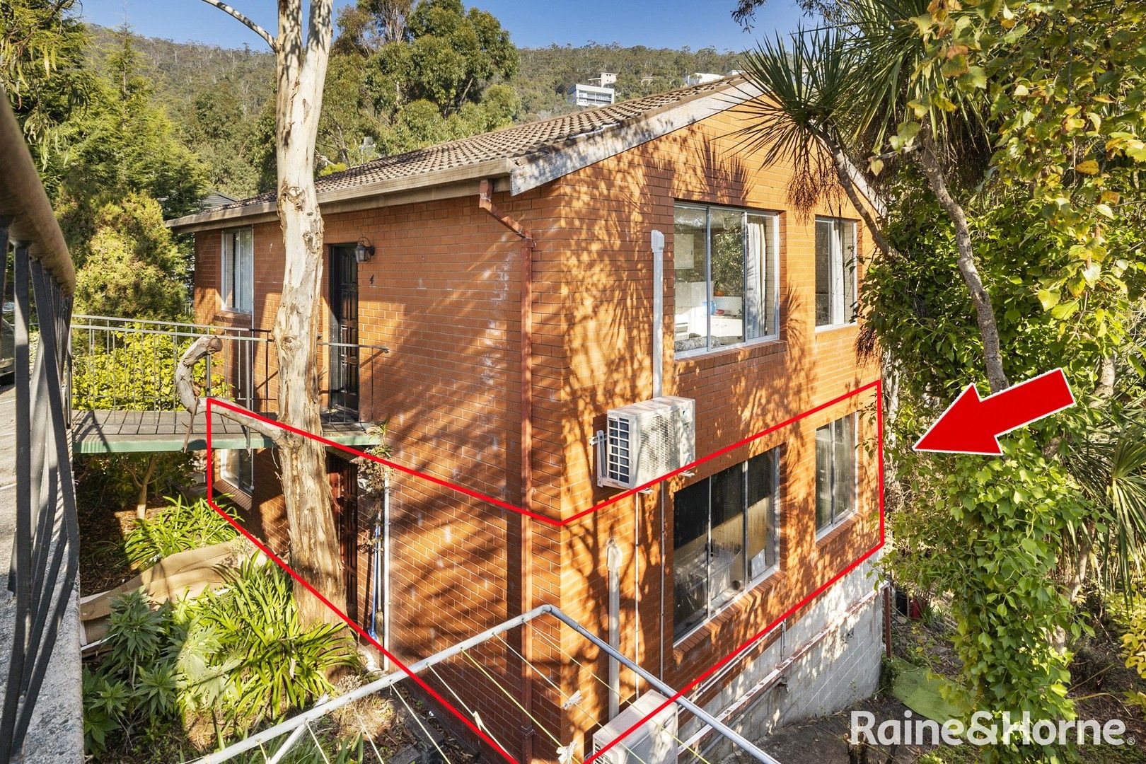 2 bedrooms Apartment / Unit / Flat in 3/11 Dalkeith Court SANDY BAY TAS, 7005
