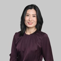 Nicole Yan, Sales representative
