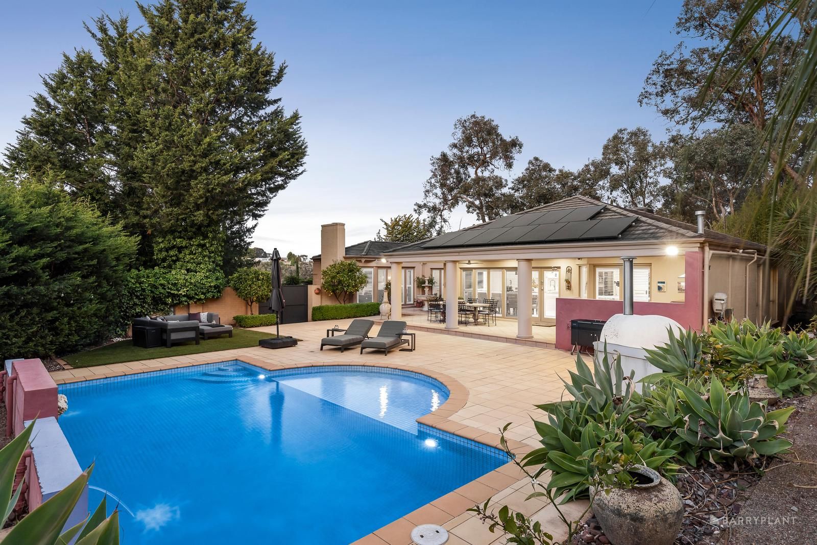 4 bedrooms House in 6 Banksia Rise ELTHAM NORTH VIC, 3095