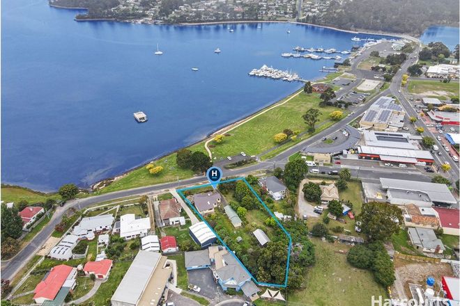 Picture of 8 Georges Bay Esplanade, ST HELENS TAS 7216