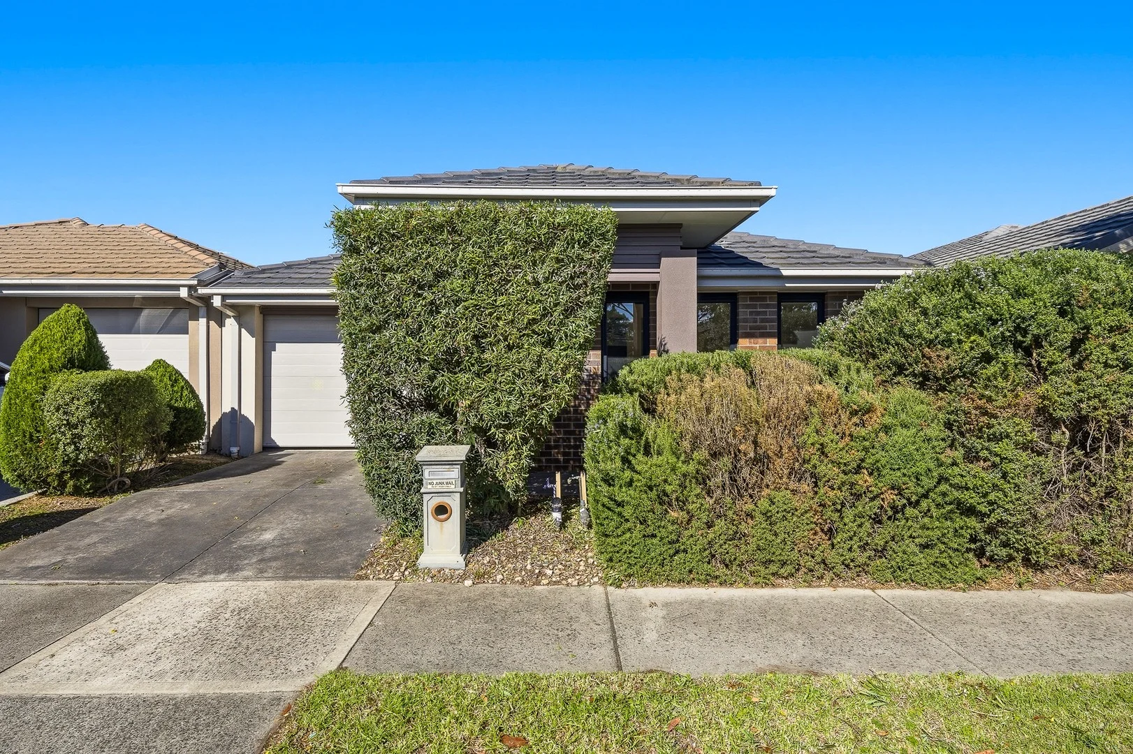 6 Hestia Avenue, Cranbourne West VIC 3977
