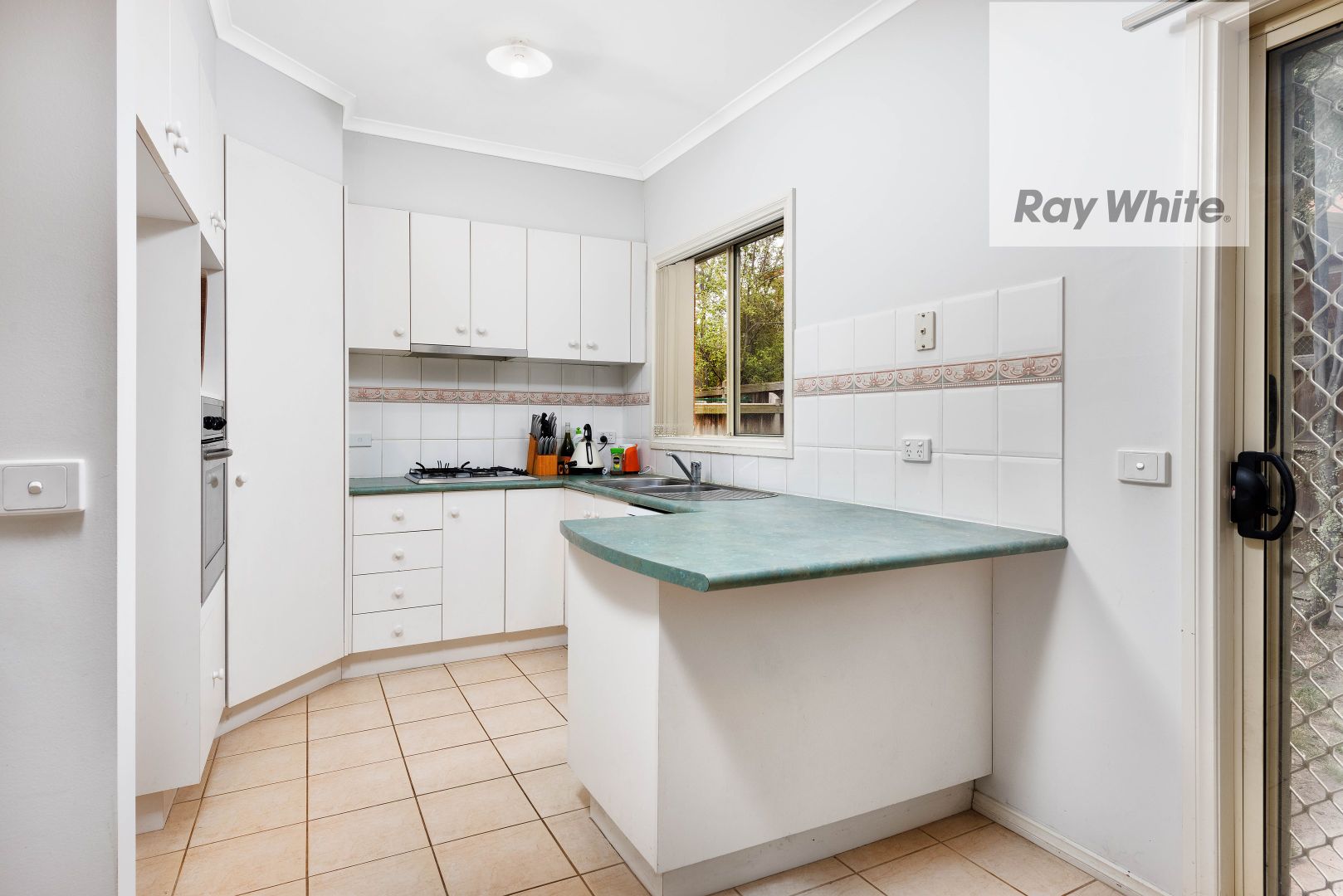 2 Snowgum Court, Bundoora VIC 3083, Image 2