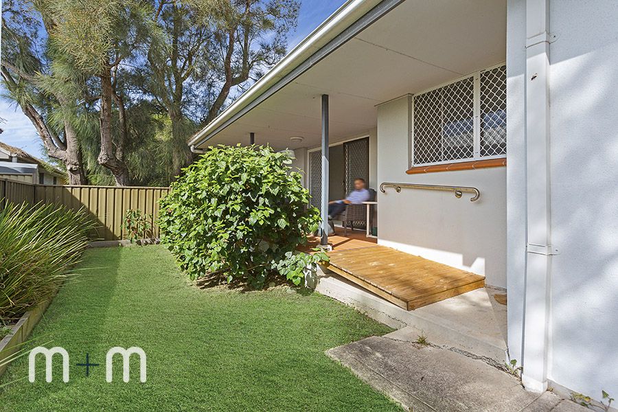 2/10 Dobbie Avenue, East Corrimal NSW 2518, Image 1