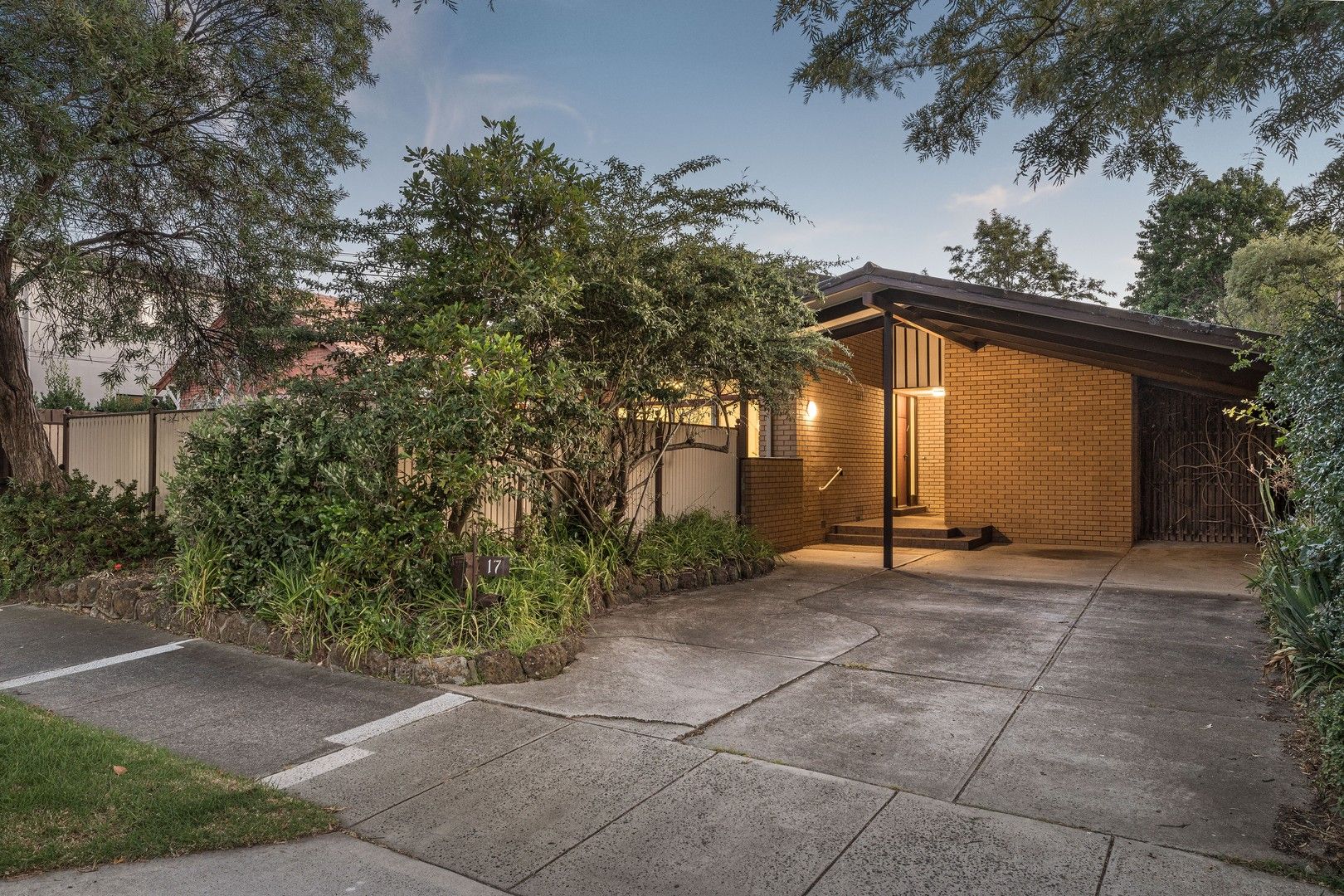 17 Eskdale Road, Caulfield North VIC 3161, Image 0