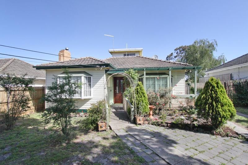 16 Springfield Avenue, Clayton South VIC 3169, Image 0