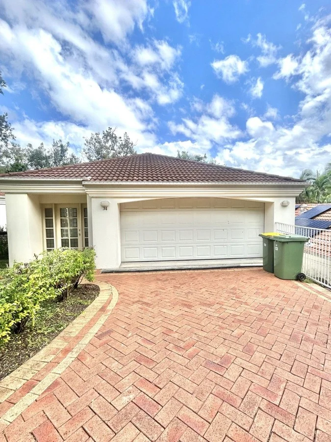 Additional image 5 of ID:21172275/16 Mulyan Place, Ashmore QLD 4214