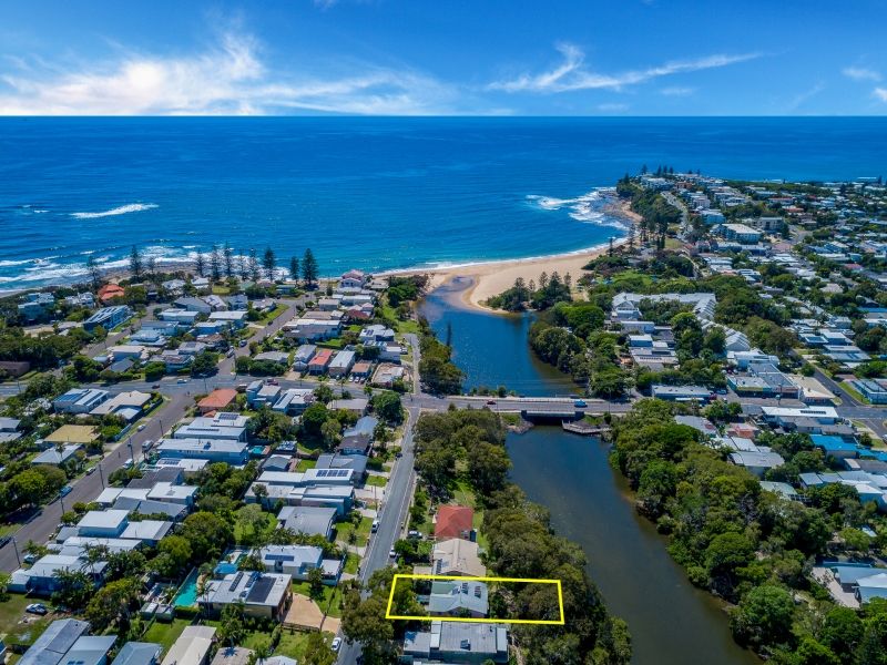 6 Macdonald Street, Dicky Beach QLD 4551, Image 0