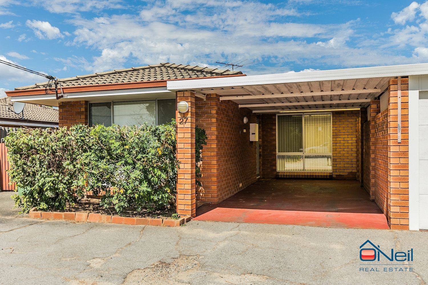 27 Eudanda Place, Cannington WA 6107 House For Rent 495 Domain