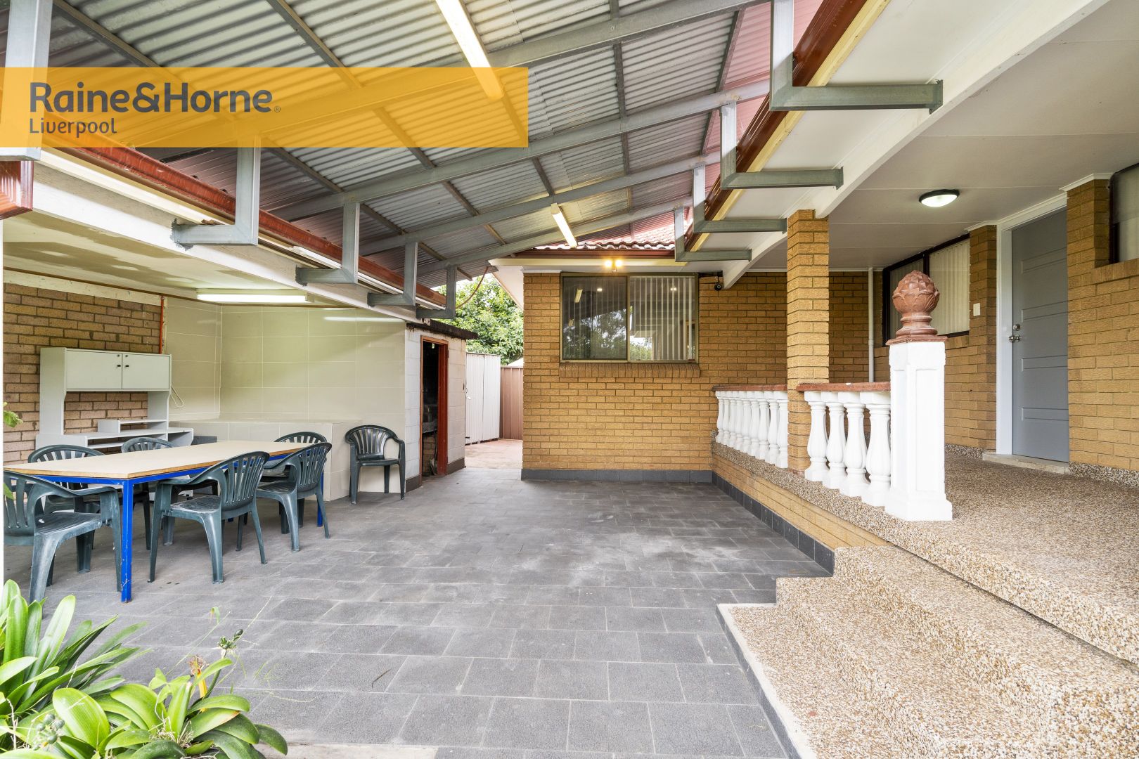 6 O'Connell Close, Lurnea NSW 2170, Image 2