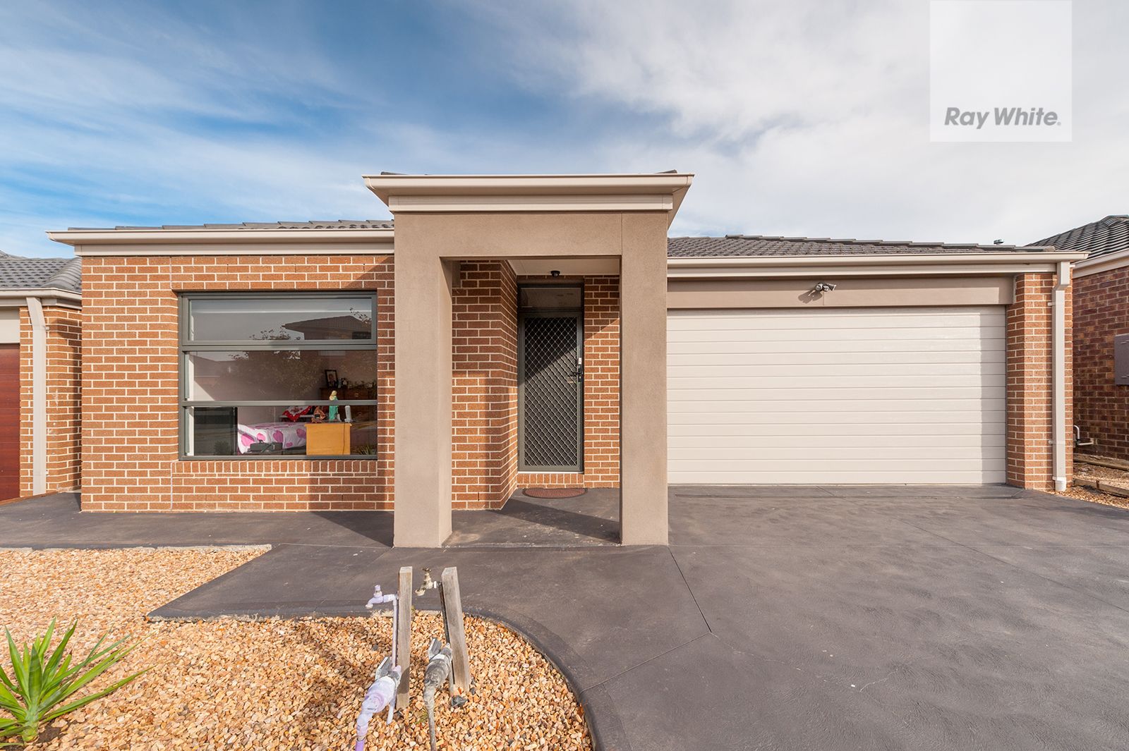 19 Oakgrove Drive, Craigieburn VIC 3064, Image 0