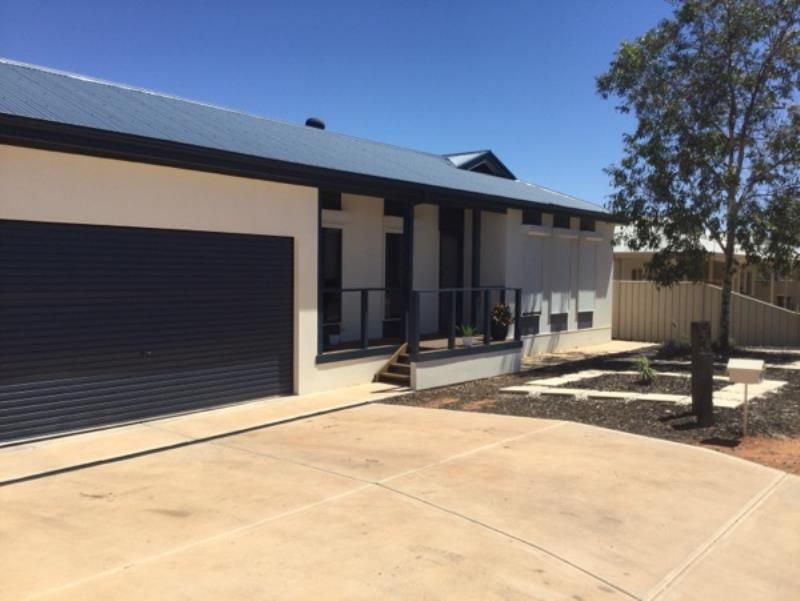 54 Maireana Circuit, Roxby Downs SA 5725, Image 0