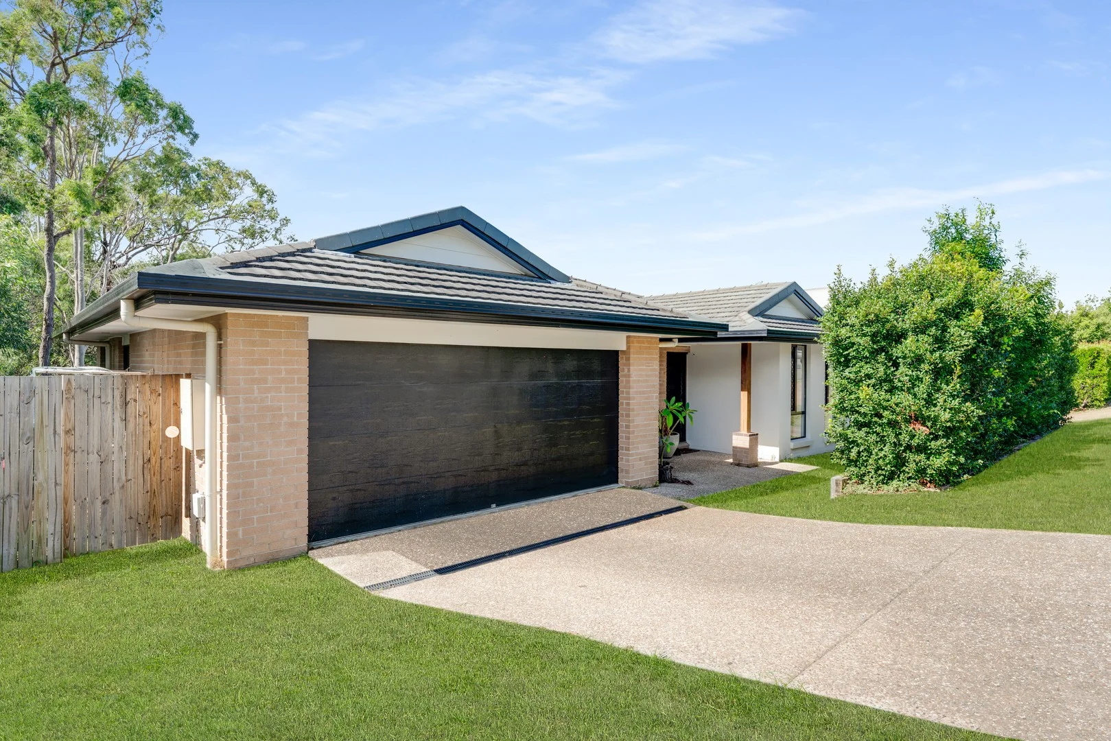 Additional image 2 of 6 Essington Mews, Leichhardt QLD 4305