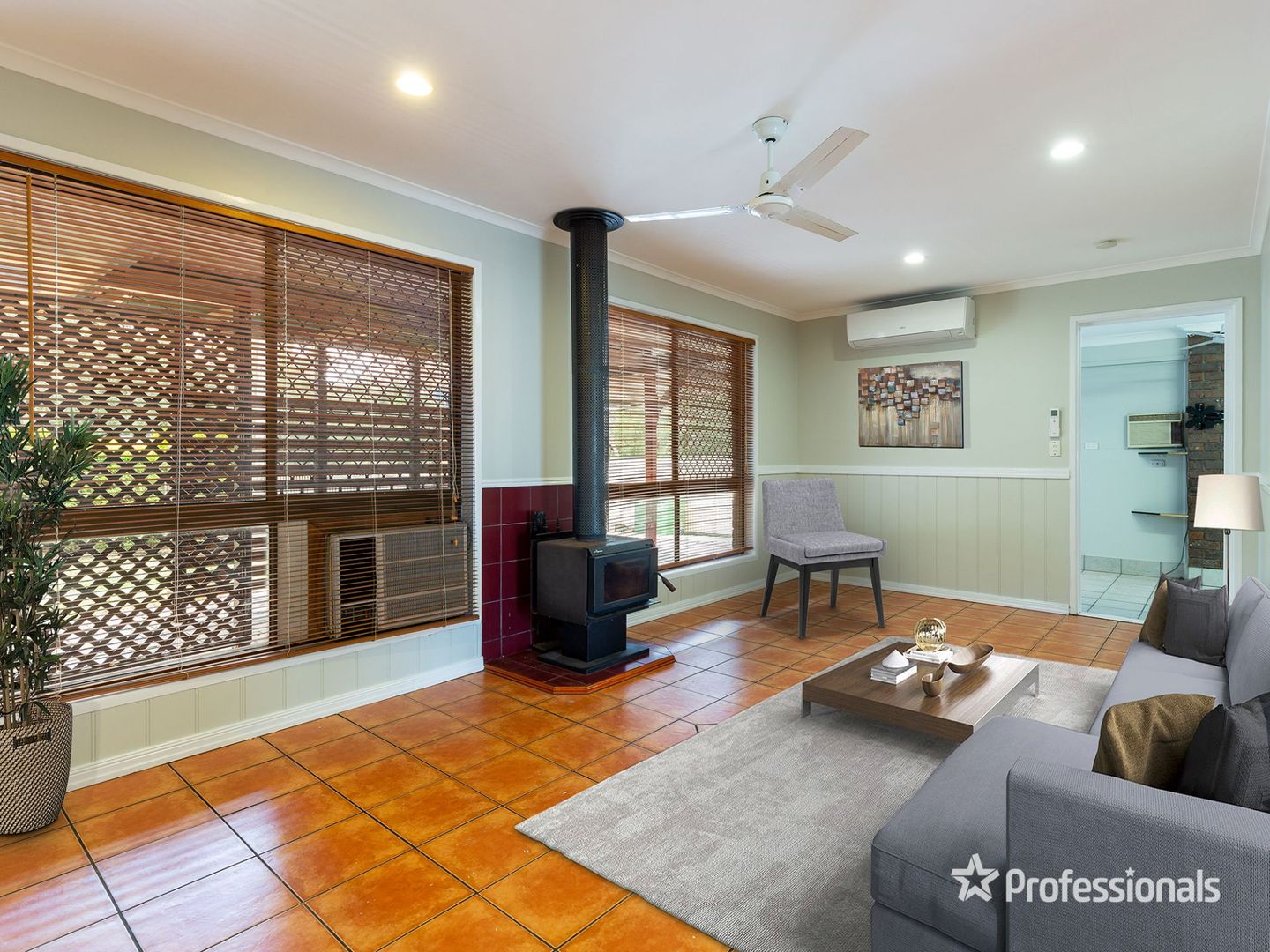 249 Patricks Road, Ferny Hills QLD 4055, Image 1