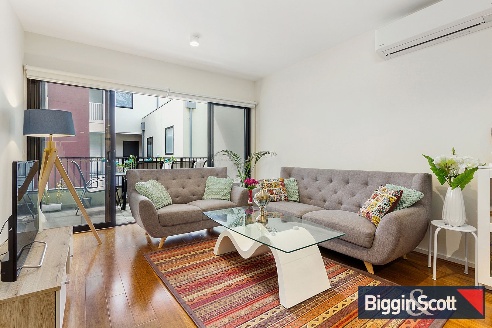 106/569-571 Whitehorse Road, Mitcham VIC 3132, Image 2