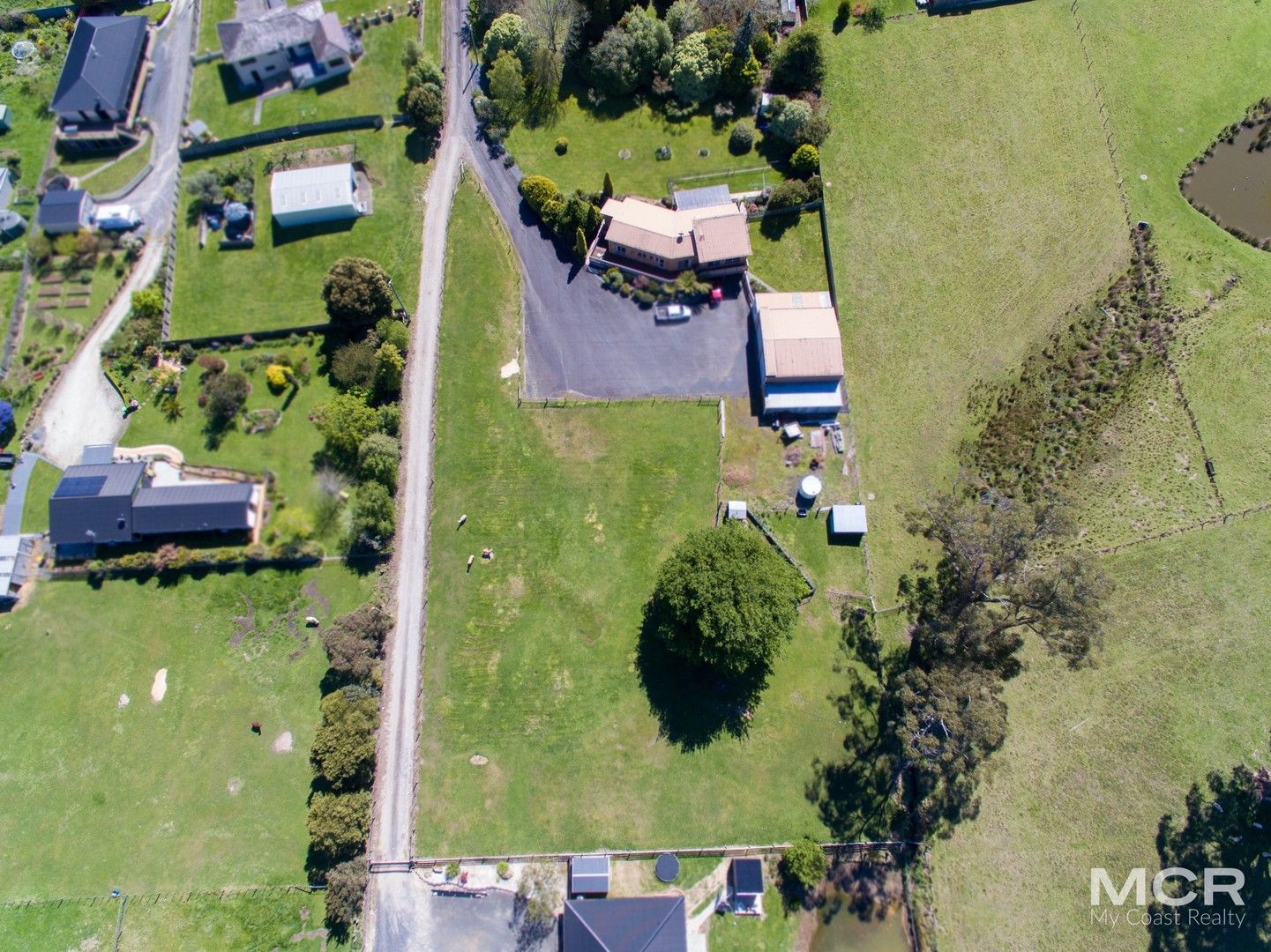 2/133a South Road, West Ulverstone TAS 7315 Domain