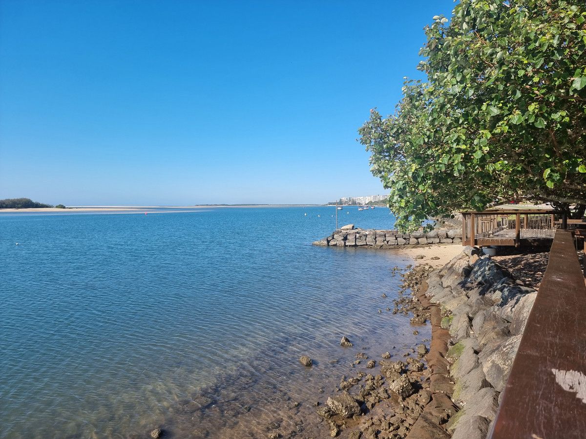 3 bedrooms Apartment / Unit / Flat in 4/15 Landsborough Parade GOLDEN BEACH QLD, 4551
