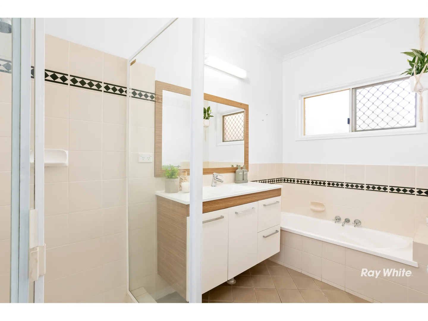 Additional image 9 of 8 Benowa Drive, Taranganba QLD 4703