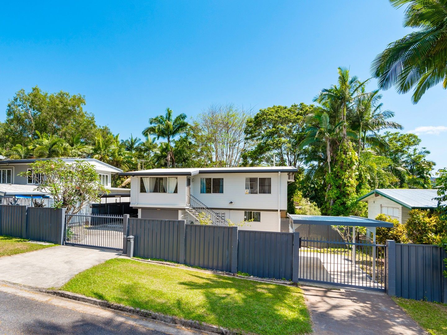 3 bedrooms House in 78 Upper Miles Street MANOORA QLD, 4870