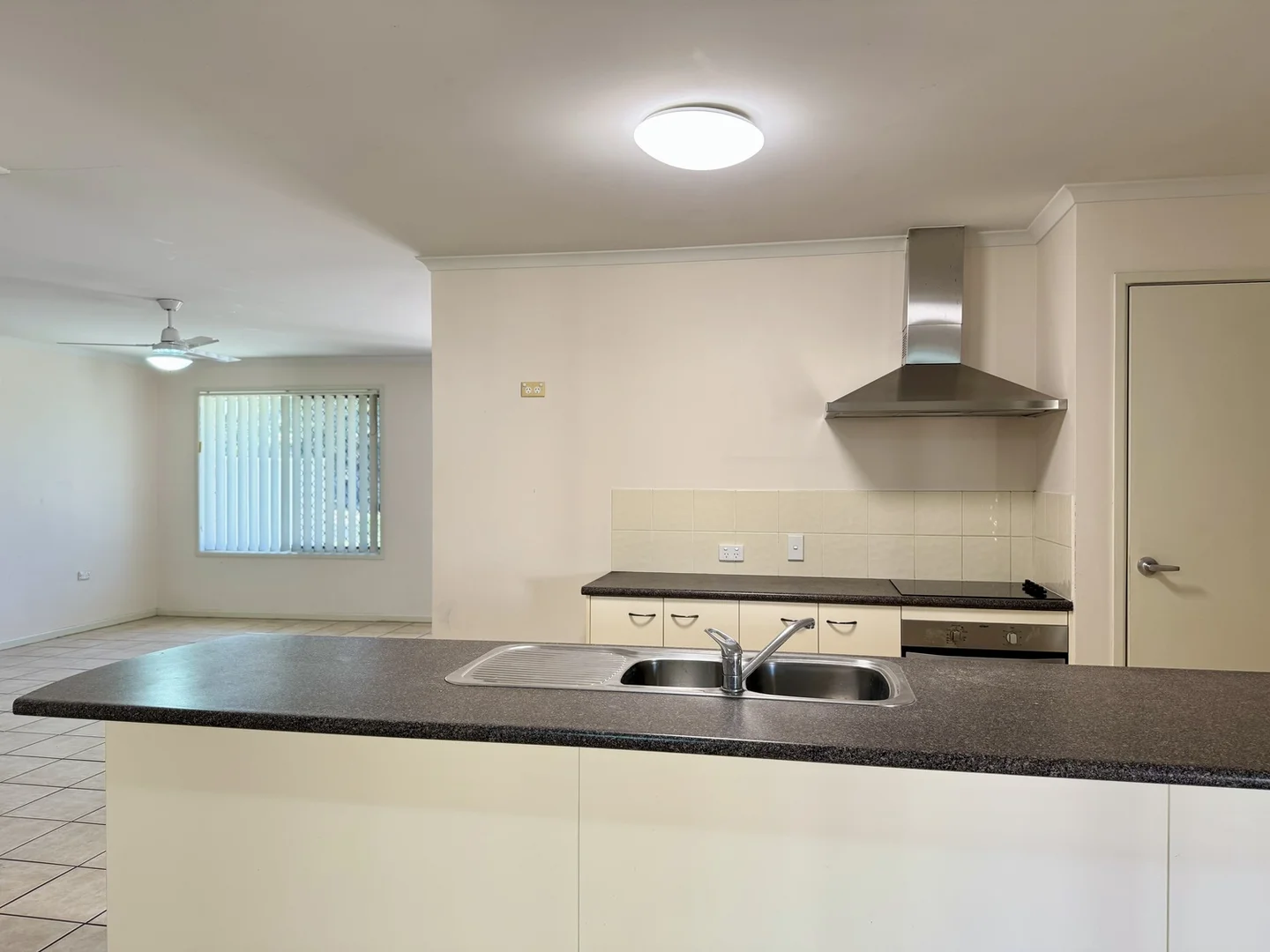 Additional image 14 of 44 YEATES Street, Moranbah QLD 4744