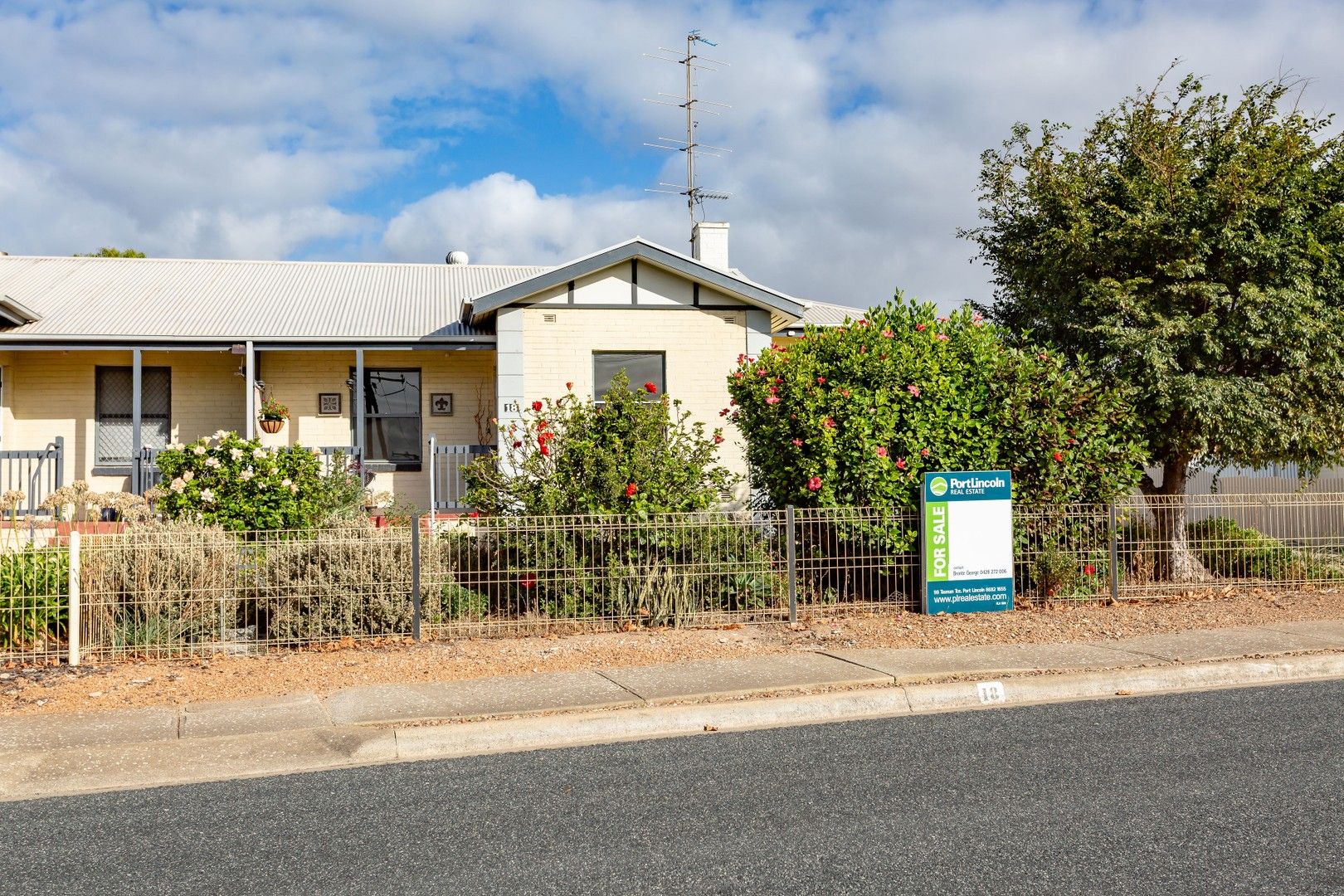 18 Moonta Crescent, Port Lincoln SA 5606, Image 2