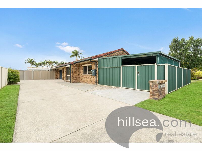 2 bedrooms Duplex in 1/6 Avi Court LABRADOR QLD, 4215