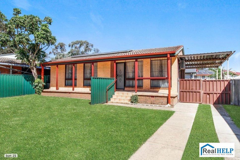3 bedrooms House in 129 Nellie Stewart Drive DOONSIDE NSW, 2767