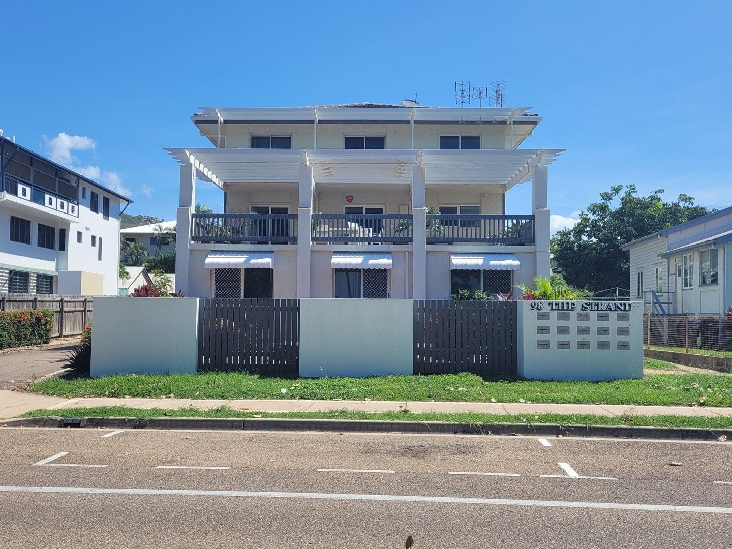 1/98 The Strand, North Ward QLD 4810, Image 0