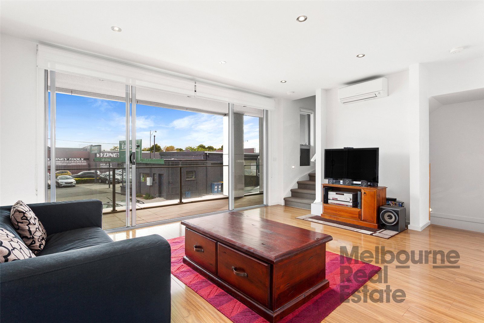 2/1 Station Street, Blackburn VIC 3130, Image 2