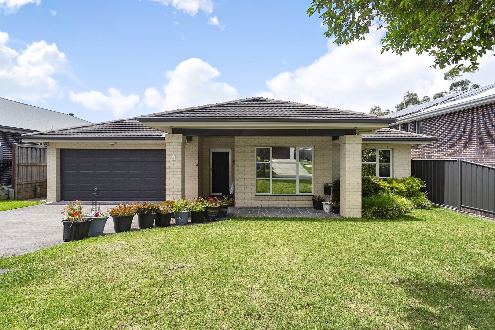 5 bedrooms House in 4 Piroma Street FLETCHER NSW, 2287