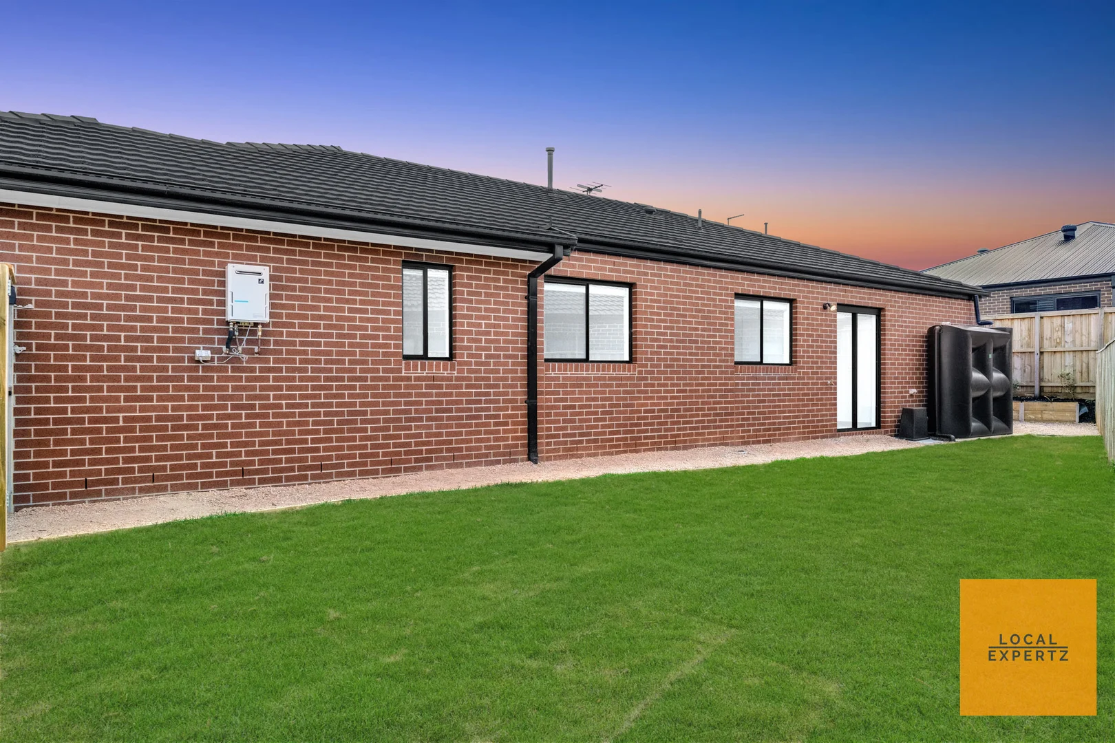 Additional image 12 of 5 Hem Parkway, Fraser Rise VIC 3336