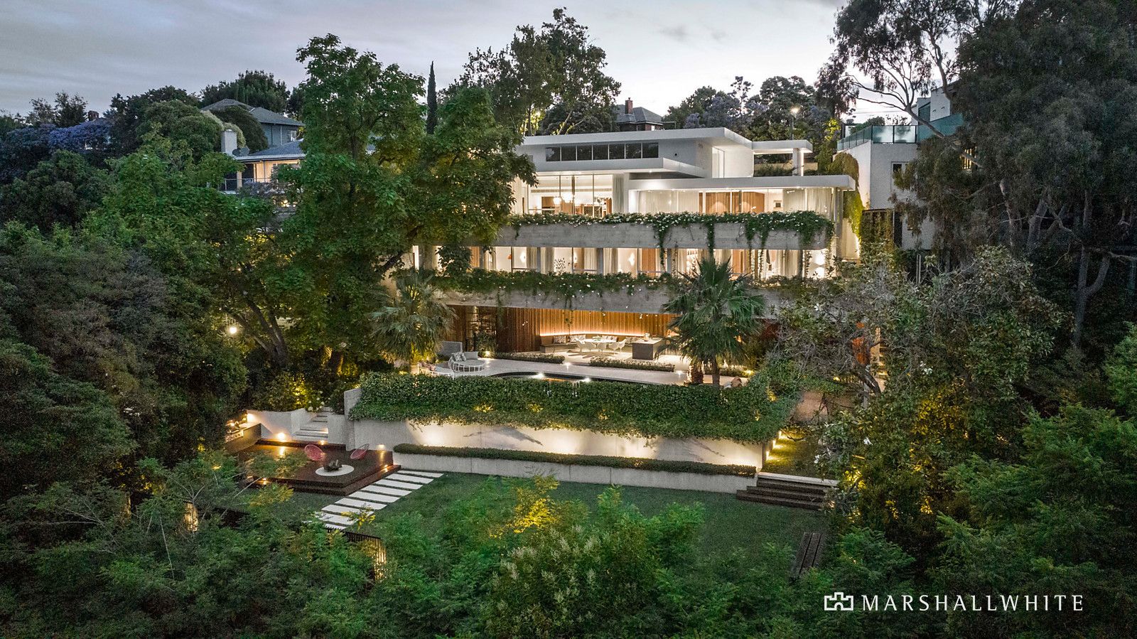 6 bedrooms House in 108 St Georges Road TOORAK VIC, 3142