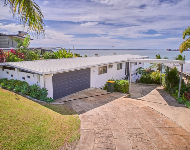 10 The Esplanade , Barney Point QLD 4680