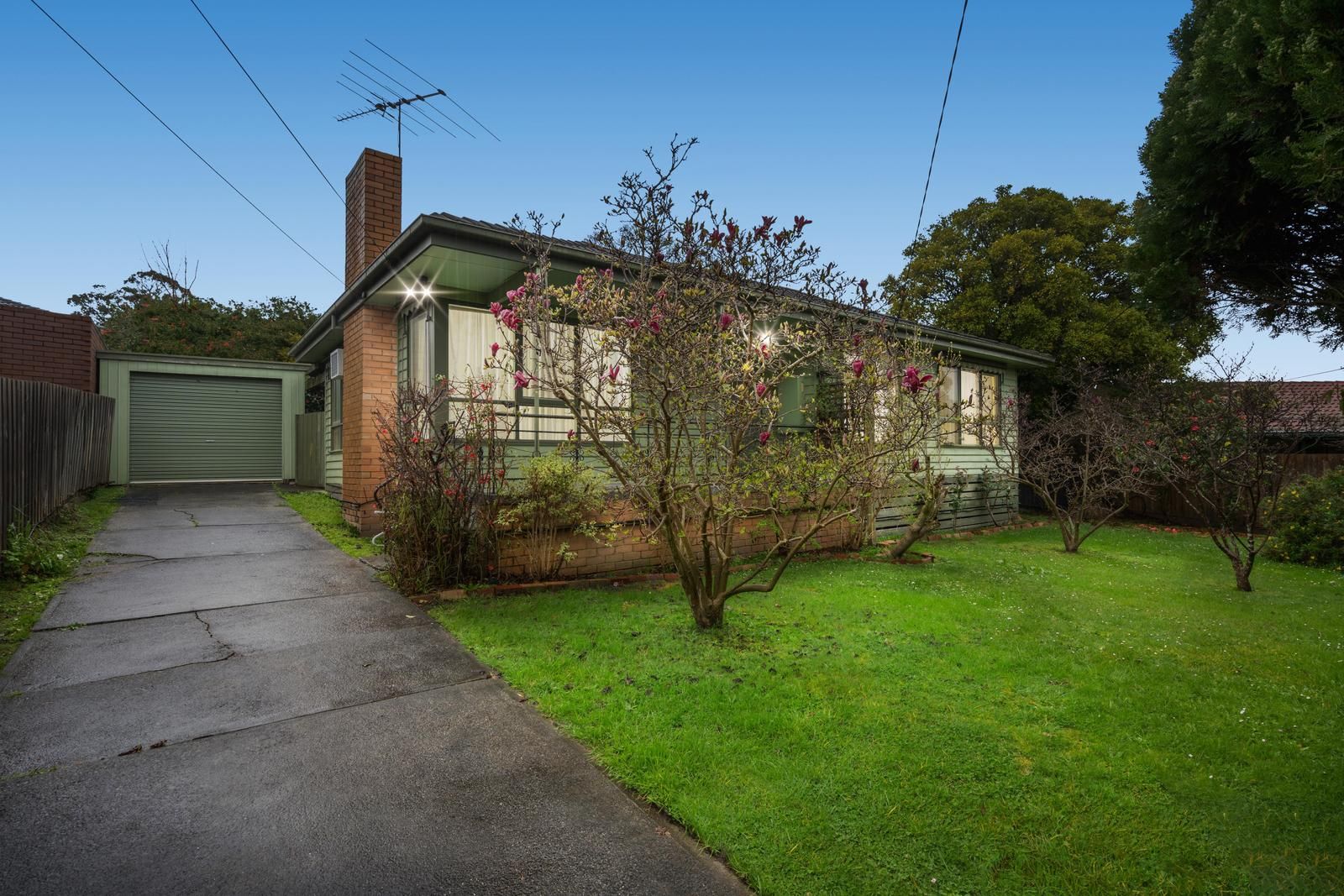 3 bedrooms House in 9 Marville Court BORONIA VIC, 3155