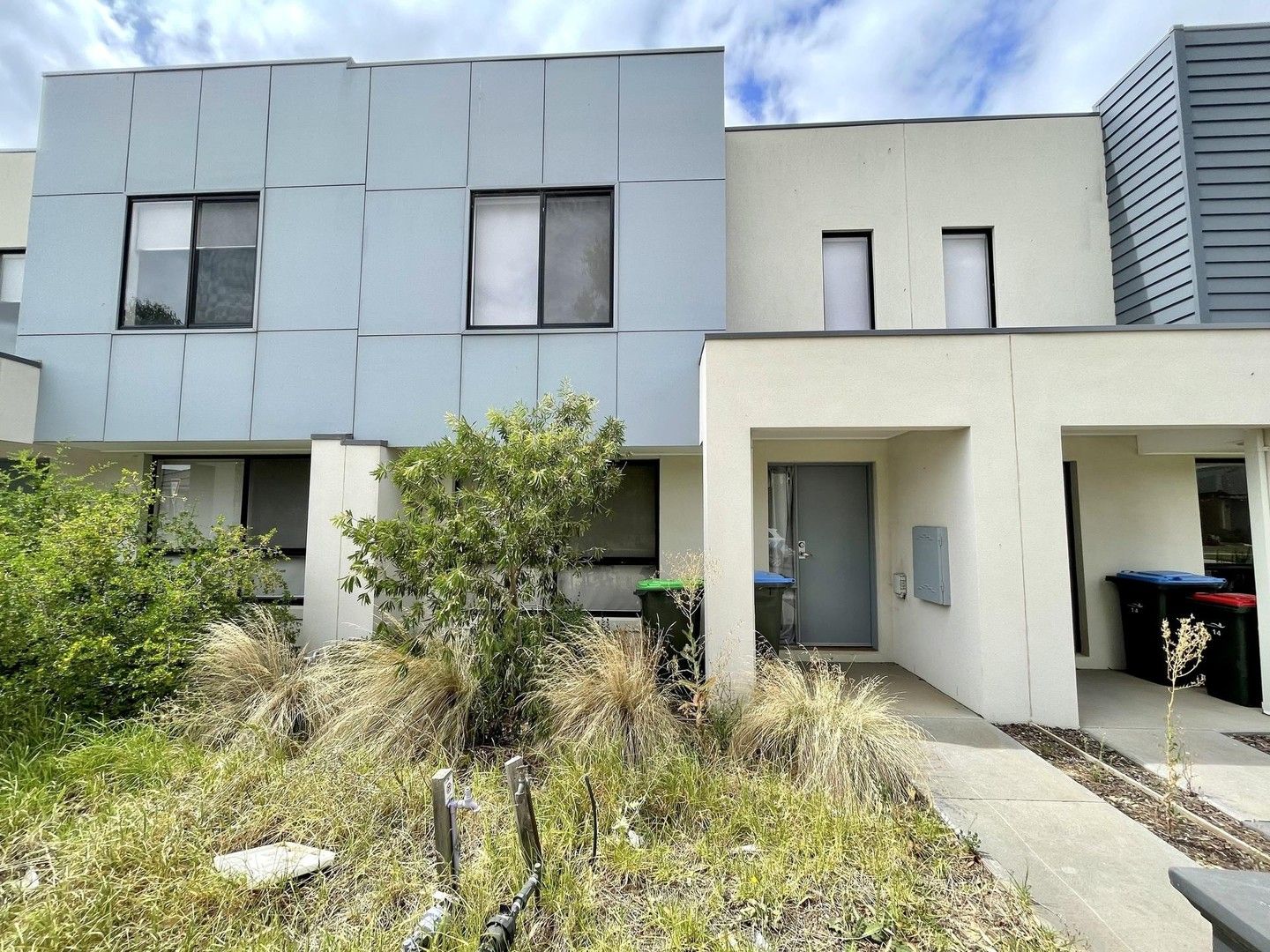 3 bedrooms House in 16 Morialta Circuit WERRIBEE VIC, 3030