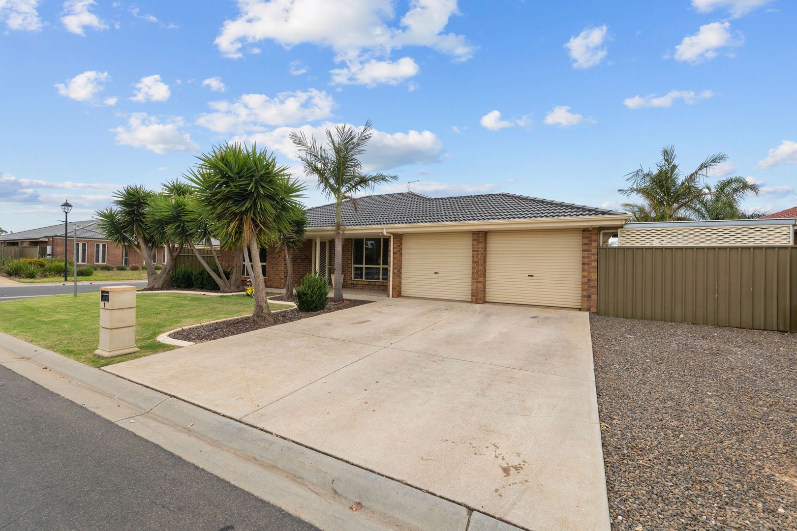 1 Princes Court, Andrews Farm SA 5114, Image 1