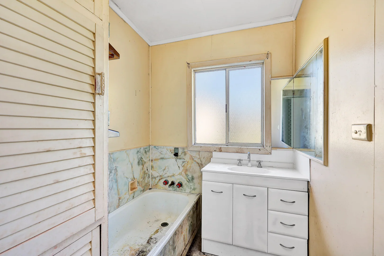 Additional image 12 of 204 Walker Street, Svensson Heights QLD 4670