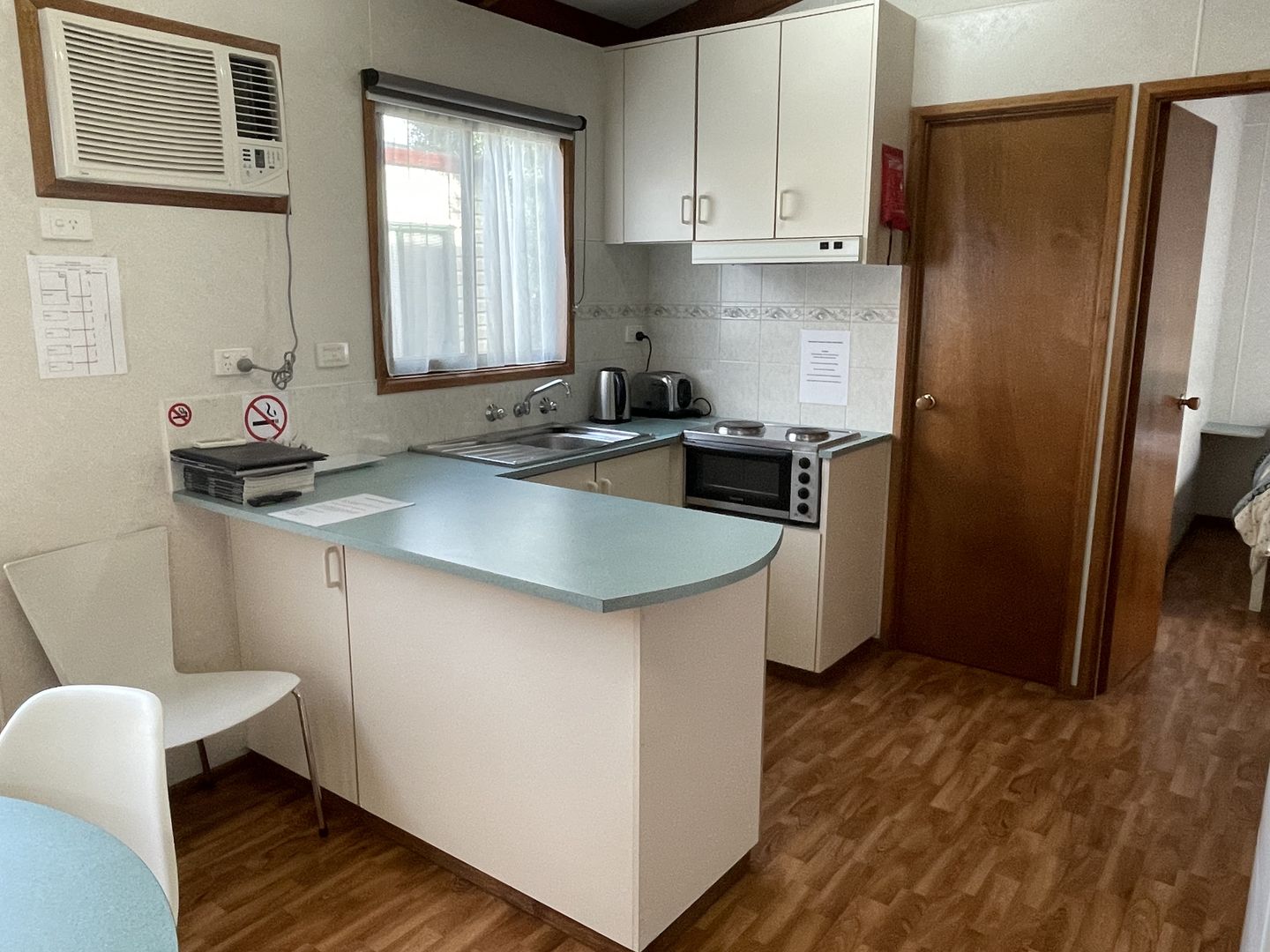 Cabin 3/18 Williams Street, Inverloch VIC 3996 House For Rent 350