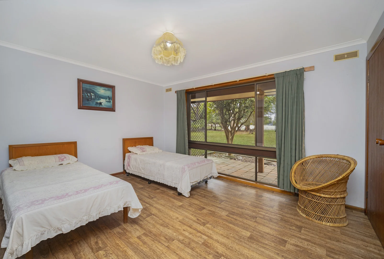 Additional image 7 of 58 E Gibbons Road, Hamilton VIC 3300