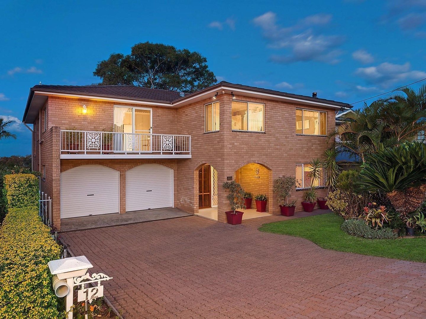 12 Aubrey Street, Killarney Vale NSW 2261, Image 0