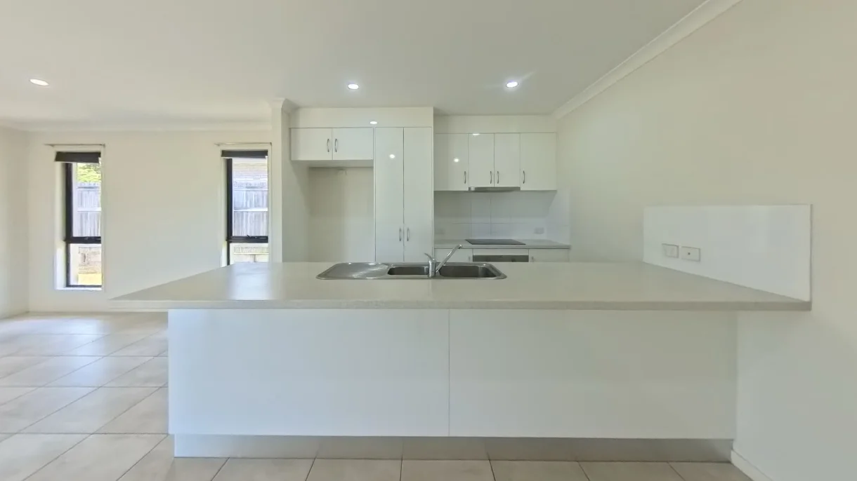 Additional image 3 of 47 Trader Crescent, Cannonvale QLD 4802