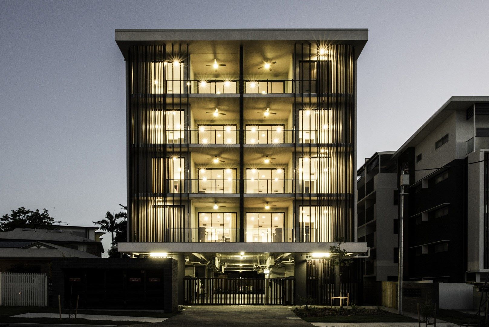 3 bedrooms Apartment / Unit / Flat in 6/25 Mayhew Street SHERWOOD QLD, 4075